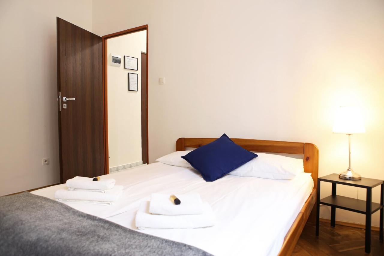 Classic Apartments Pilsudskiego Street Cracovia Esterno foto