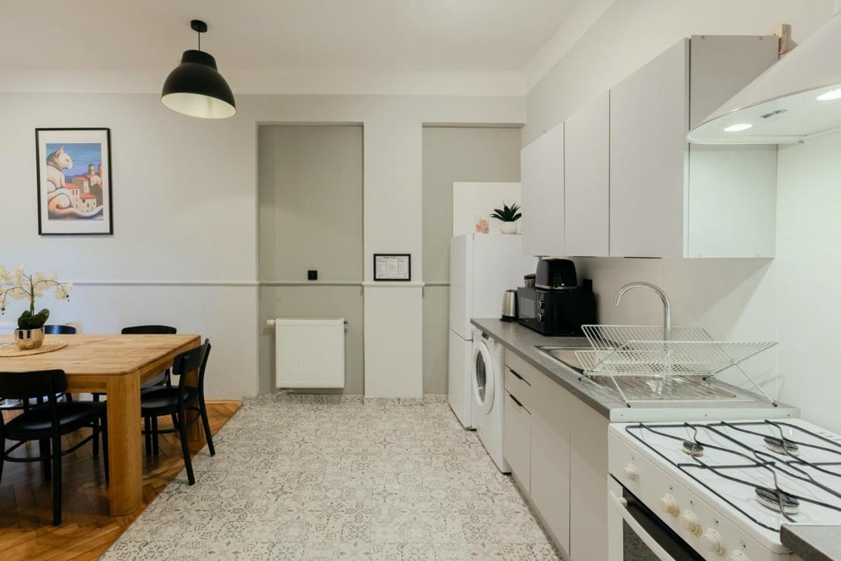 Classic Apartments Pilsudskiego Street Cracovia Esterno foto