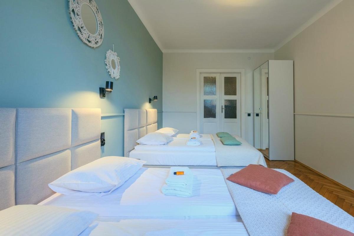 Classic Apartments Pilsudskiego Street Cracovia Esterno foto