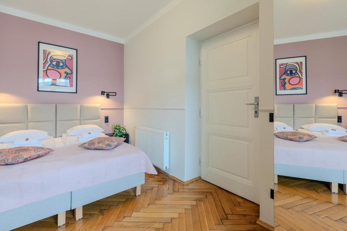 Classic Apartments Pilsudskiego Street Cracovia Esterno foto